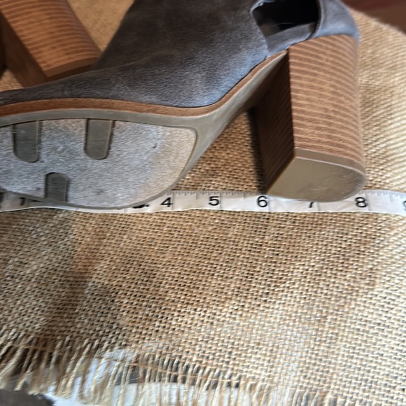 Fergalicious peep toe booties - Picture 8 of 9